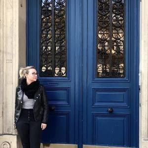 Meet your Posher, Becca